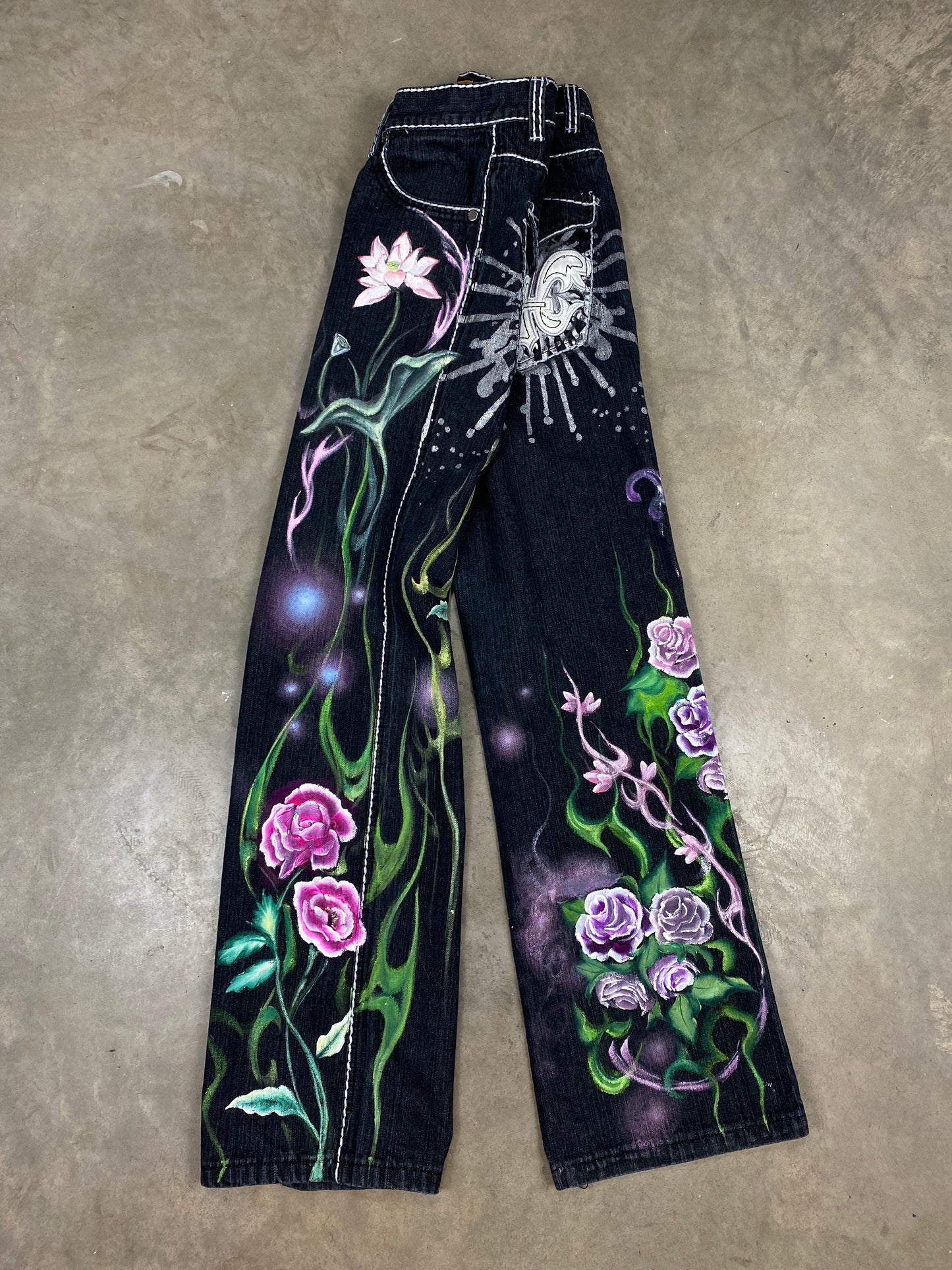 ‘Aurora Garden’ - 30W/33L