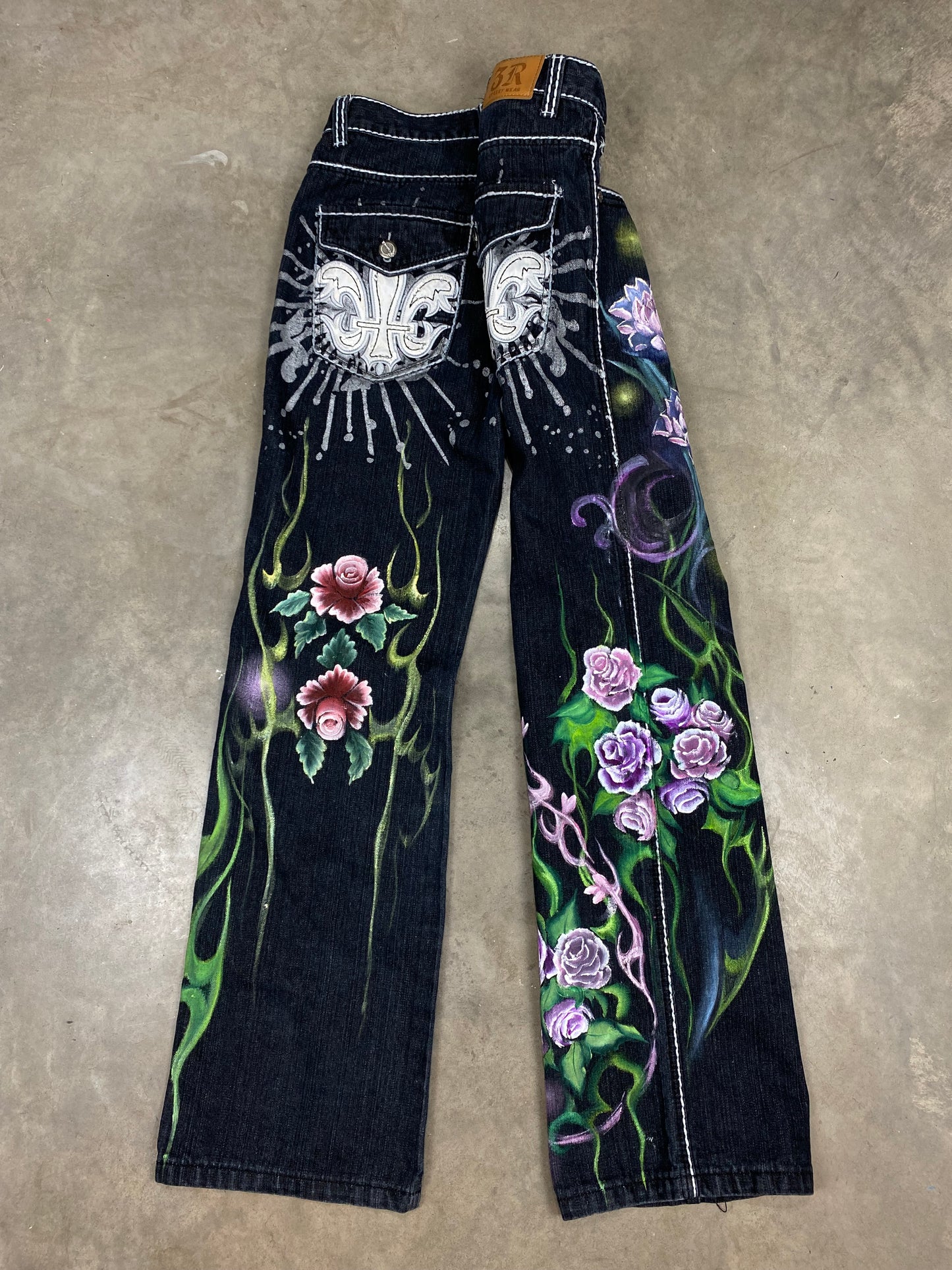 ‘Aurora Garden’ - 30W/33L