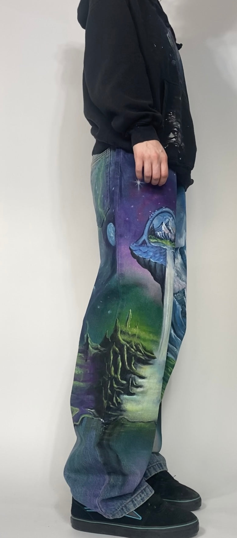 ‘PORTALS II’ - 38W/31L