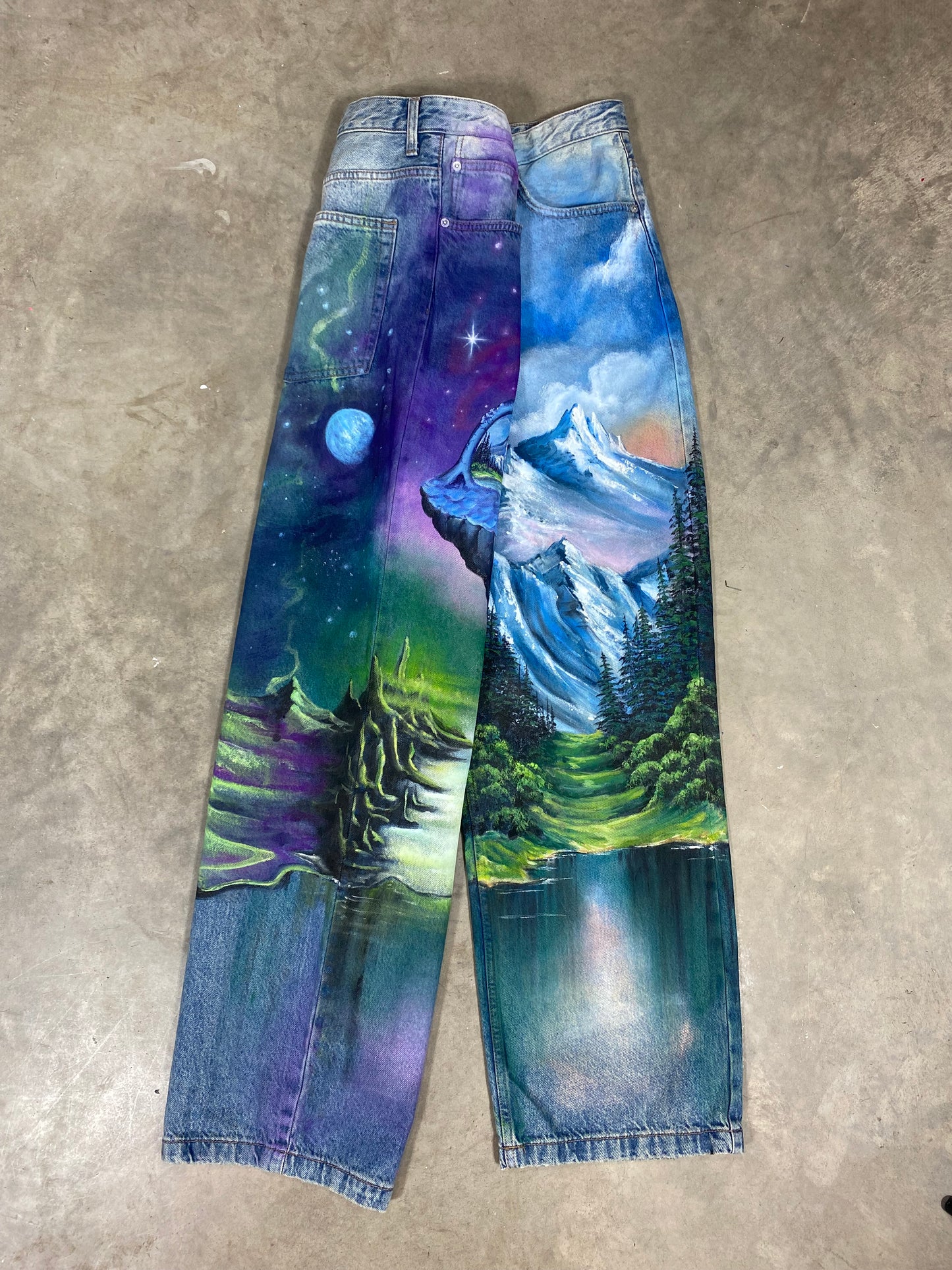 ‘PORTALS II’ - 38W/31L